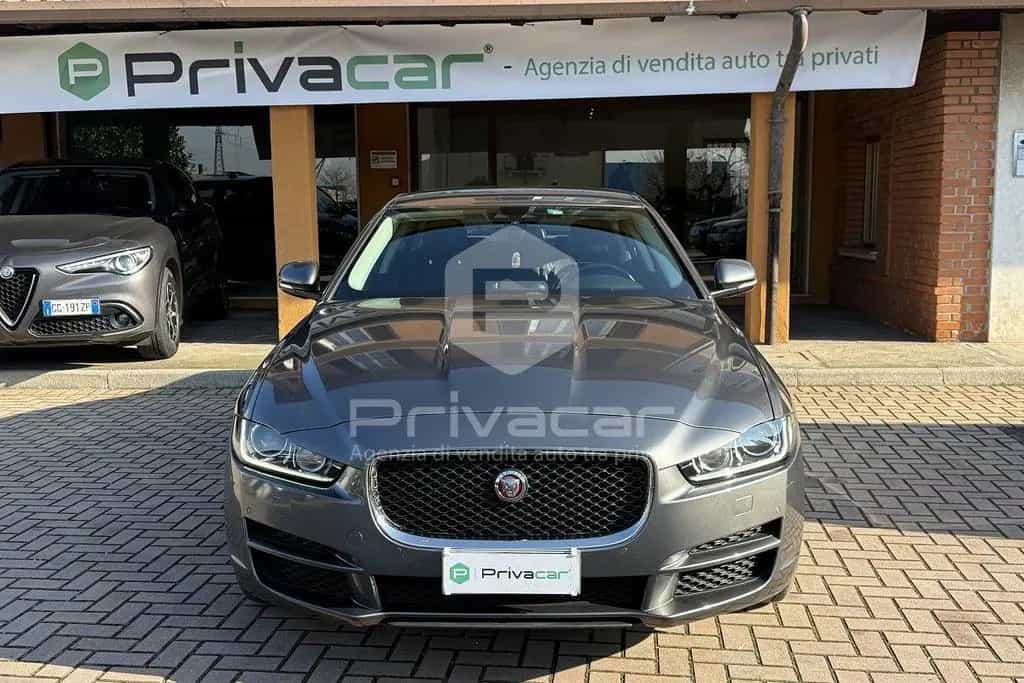 Jaguar XE XE 2.0 D Turbo 180 CV AWD aut. Pure 07/2017-photo-1