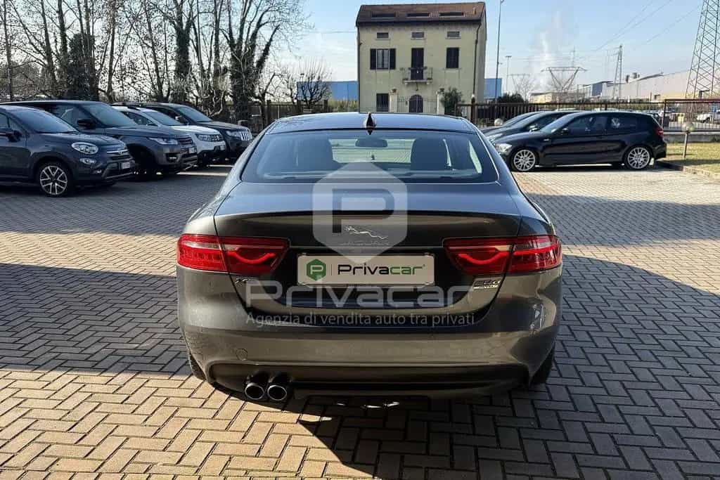 Jaguar XE XE 2.0 D Turbo 180 CV AWD aut. Pure 07/2017-photo-5