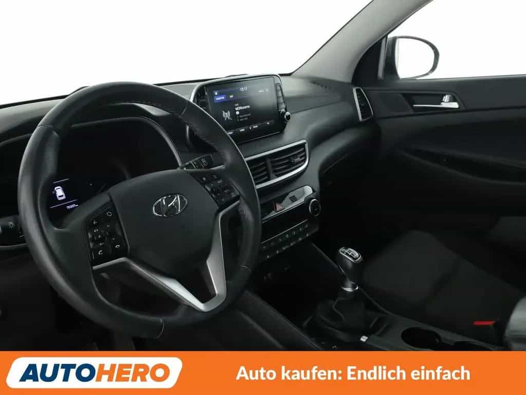 Hyundai TUCSON 1.6 Advantage 2WD*NAVI*TEMPO*CAM*PDC*SHZ* 09/2020-photo-10