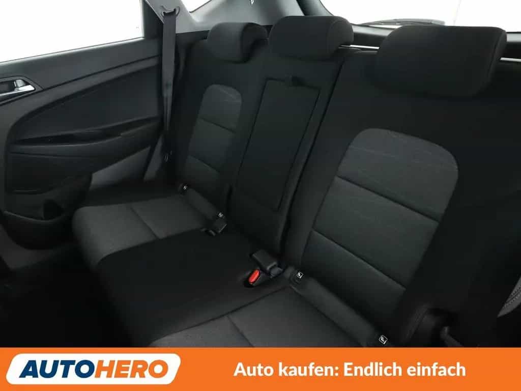 Hyundai TUCSON 1.6 Advantage 2WD*NAVI*TEMPO*CAM*PDC*SHZ* 09/2020-photo-13