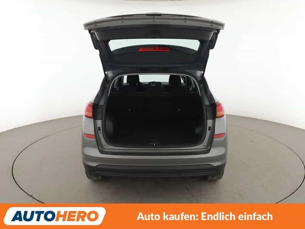 Hyundai TUCSON 1.6 Advantage 2WD*NAVI*TEMPO*CAM*PDC*SHZ* 09/2020-photo-16