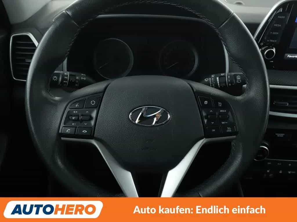 Hyundai TUCSON 1.6 Advantage 2WD*NAVI*TEMPO*CAM*PDC*SHZ* 09/2020-photo-18