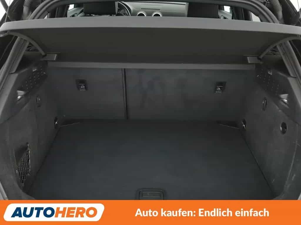 Audi S3 Sportback 2.0 TFSI quattro Aut.*LED*SHZ*ALU* 04/2019-photo-17
