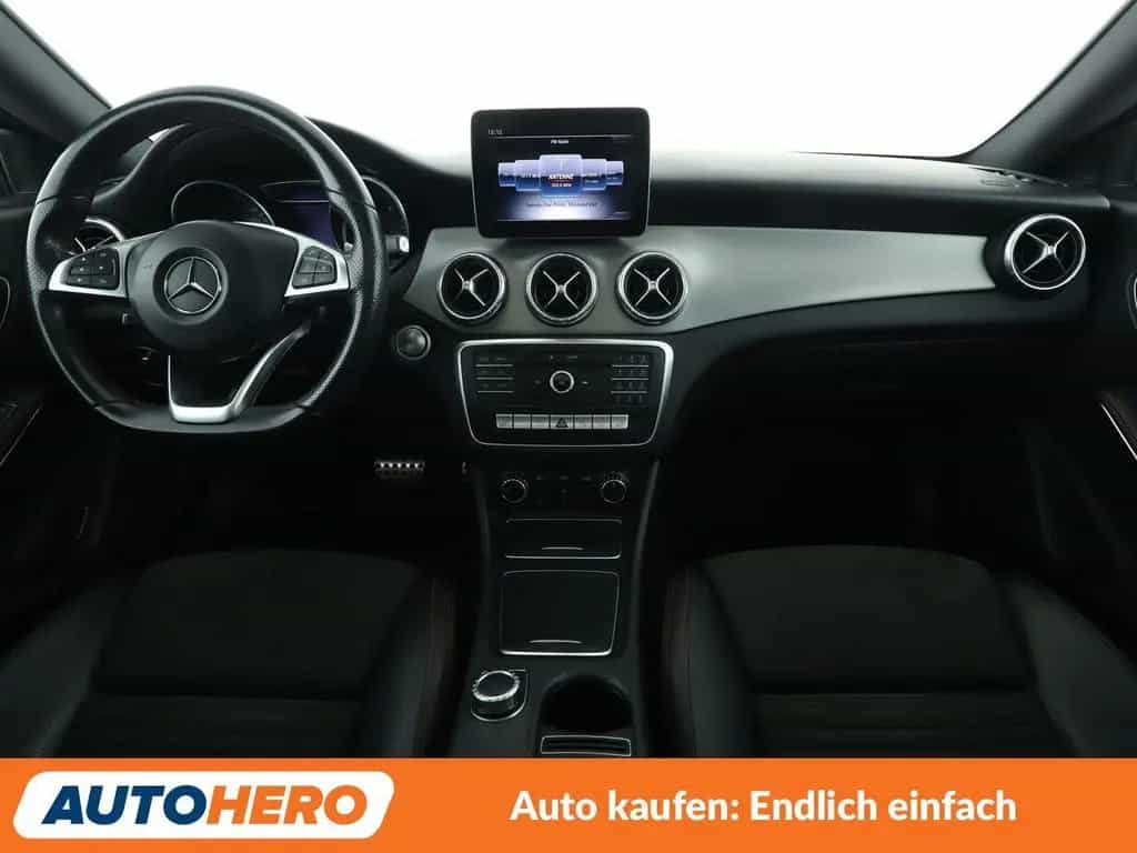 Mercedes-Benz CLA-Class 200 AMG Line Aut. *NAVI*LED*TEMPO*SHZ*PDC* 05/2018-photo-11