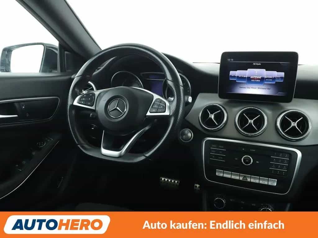 Mercedes-Benz CLA-Class 200 AMG Line Aut. *NAVI*LED*TEMPO*SHZ*PDC* 05/2018-photo-12