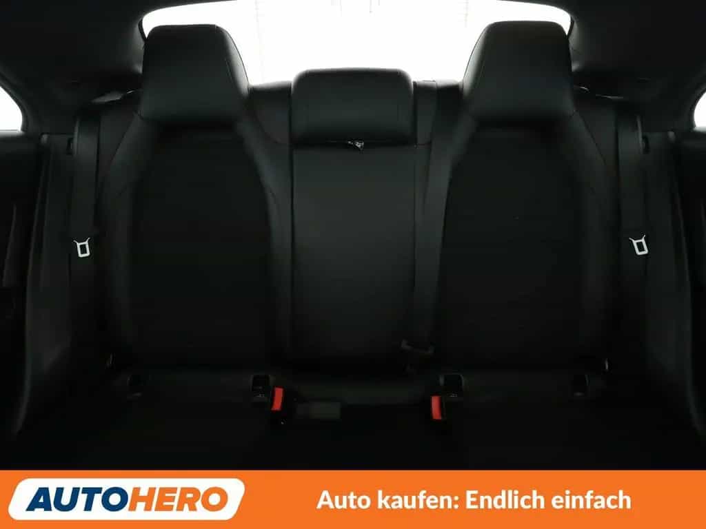 Mercedes-Benz CLA-Class 200 AMG Line Aut. *NAVI*LED*TEMPO*SHZ*PDC* 05/2018-photo-15