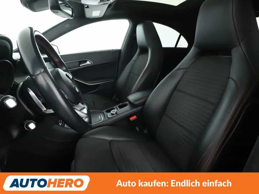 Mercedes-Benz CLA-Class 200 AMG Line Aut. *NAVI*LED*TEMPO*SHZ*PDC* 05/2018-photo-9