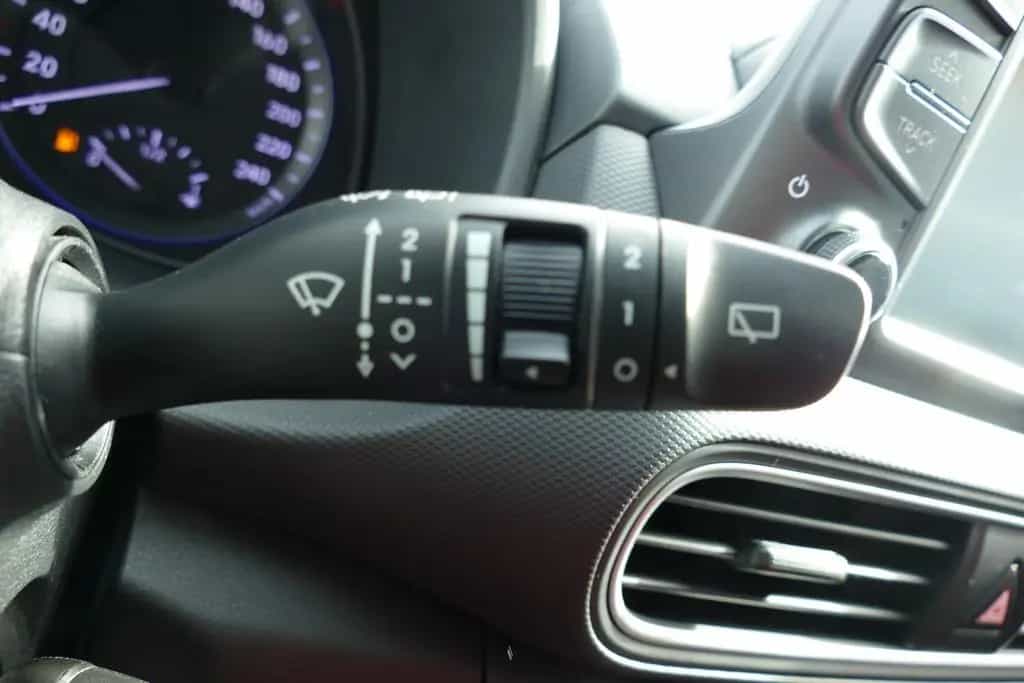 Hyundai KONA 1.0 T-GDI Trend 2WD LED Navi Kamera PDC USB 07/2018-photo-11