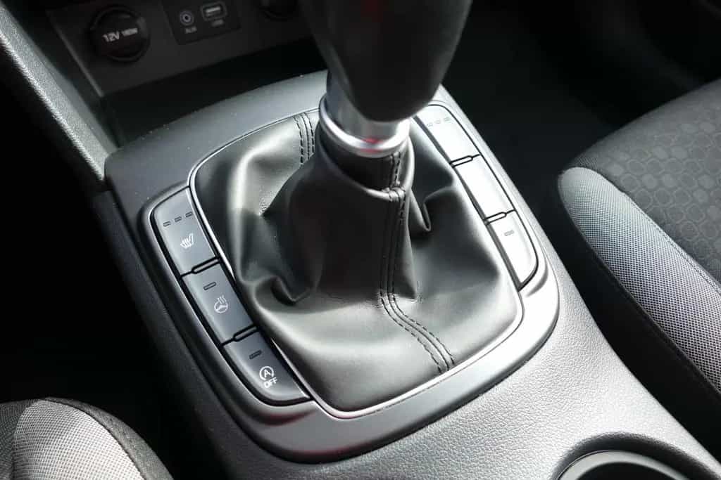 Hyundai KONA 1.0 T-GDI Trend 2WD LED Navi Kamera PDC USB 07/2018-photo-17