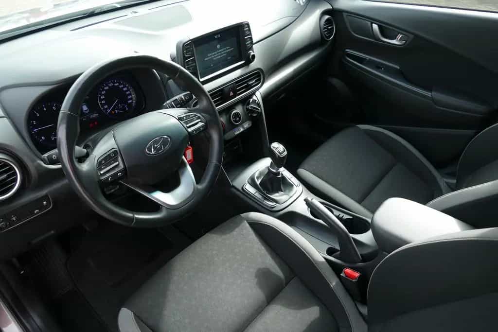Hyundai KONA 1.0 T-GDI Trend 2WD LED Navi Kamera PDC USB 07/2018-photo-7
