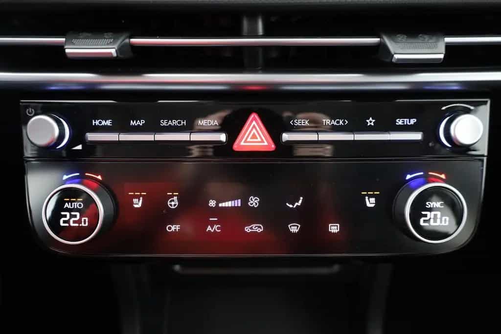 Hyundai TUCSON 1.6 T-GDI Aut. LED Navi Kamera 09/2025-photo-11