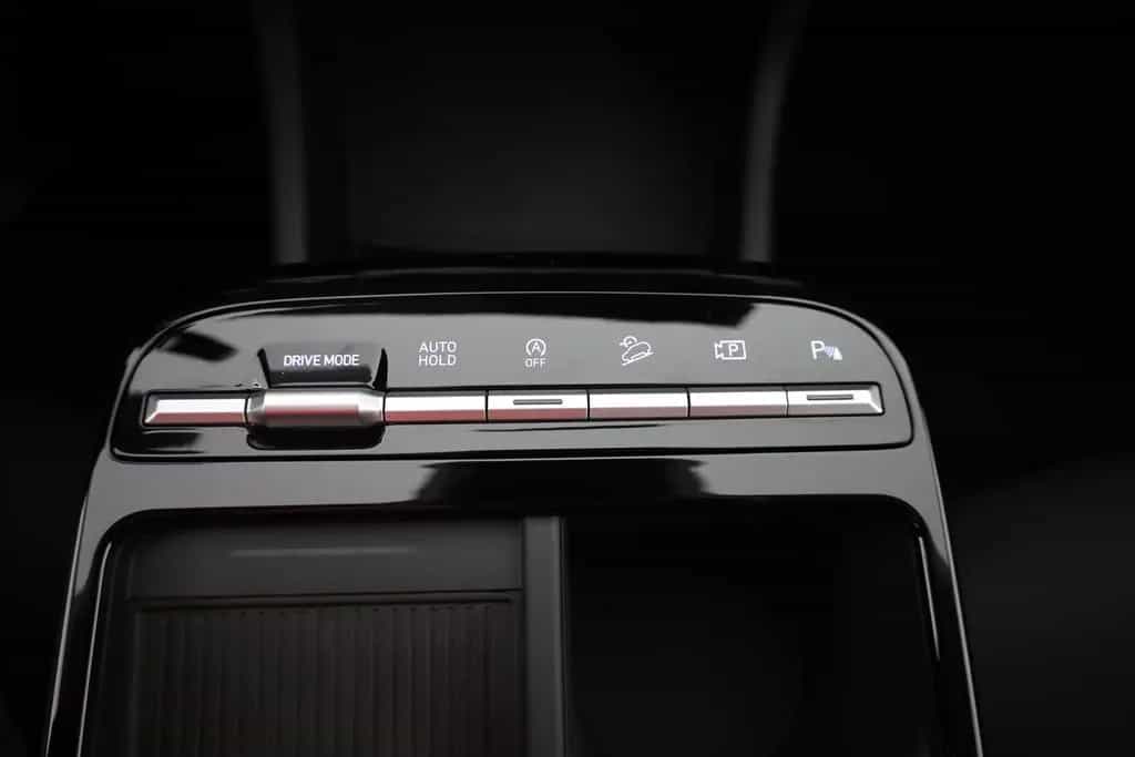Hyundai TUCSON 1.6 T-GDI Aut. LED Navi Kamera 09/2025-photo-13
