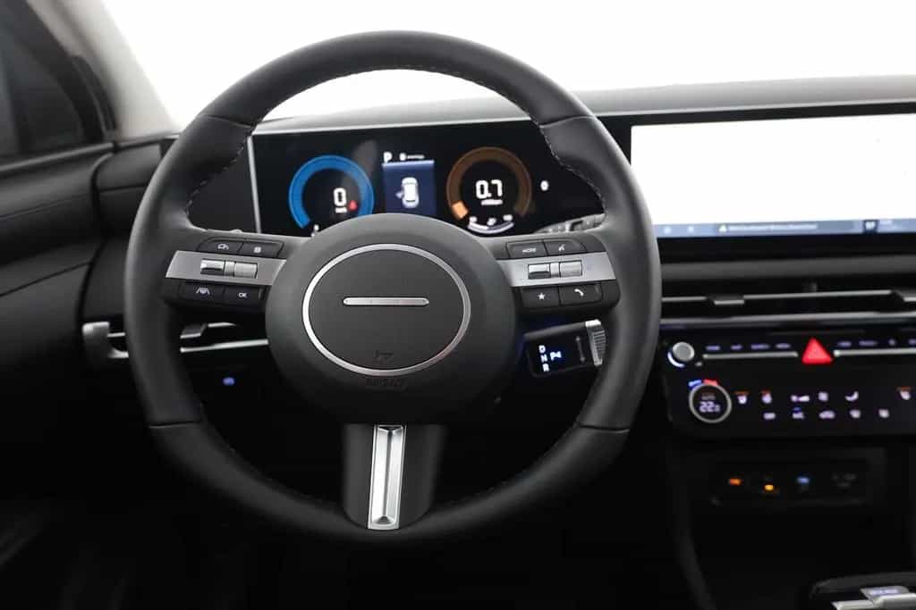 Hyundai TUCSON 1.6 T-GDI Aut. LED Navi Kamera 09/2025-photo-14