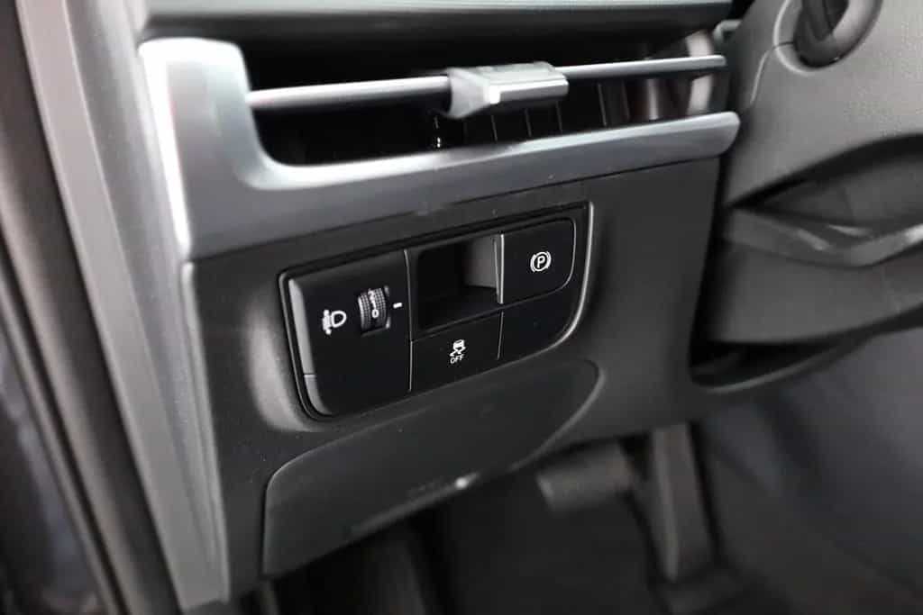 Hyundai TUCSON 1.6 T-GDI Aut. LED Navi Kamera 09/2025-photo-19