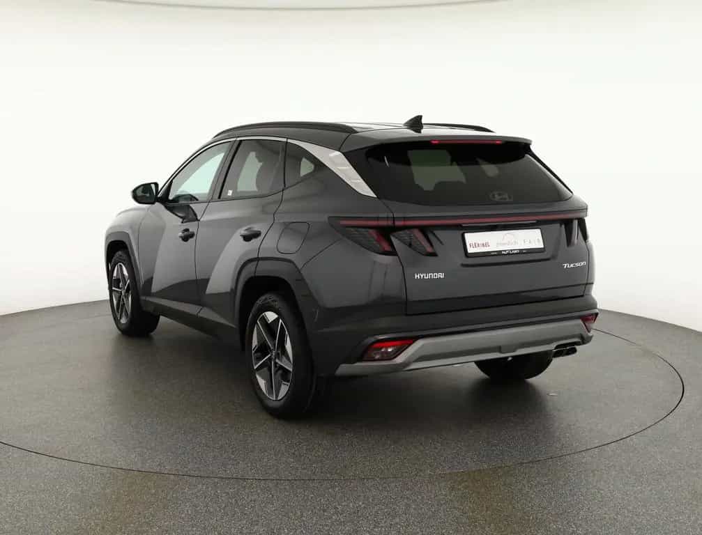 Hyundai TUCSON 1.6 T-GDI Aut. LED Navi Kamera 09/2025-photo-2