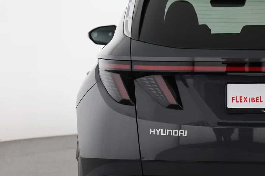 Hyundai TUCSON 1.6 T-GDI Aut. LED Navi Kamera 09/2025-photo-27