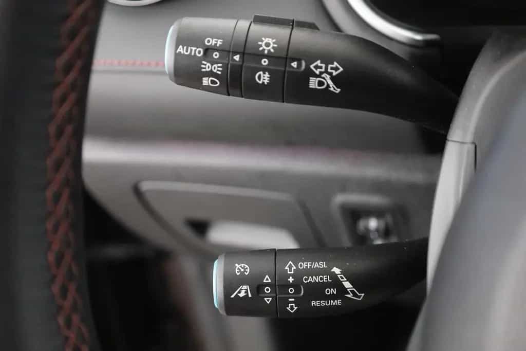 MG HS 1.5 T-GDI Luxury Aut. LED ACC Navi 360° Pano 03/2024-photo-16