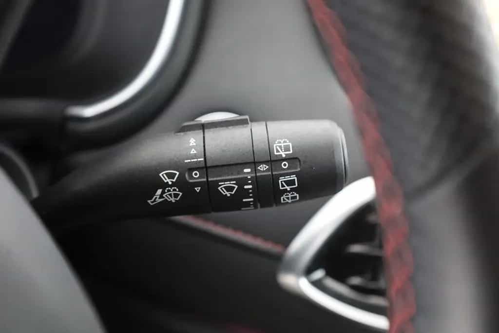 MG HS 1.5 T-GDI Luxury Aut. LED ACC Navi 360° Pano 03/2024-photo-17