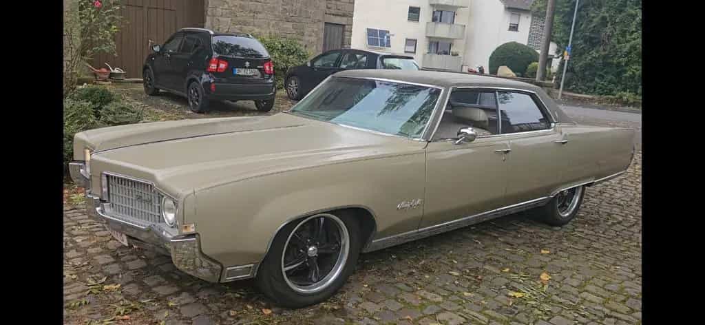 Oldsmobile Other 98 07/1969-photo-9