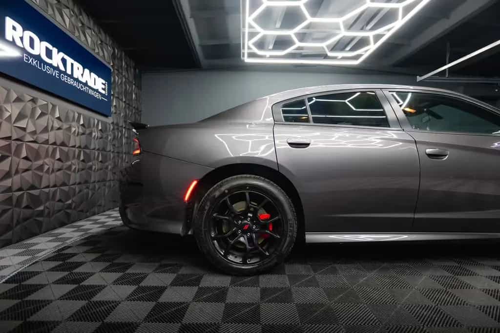 Dodge Charger 3.6 4x4 GT *Kamera*LED*TÜV+Service Neu* 03/2022-photo-10