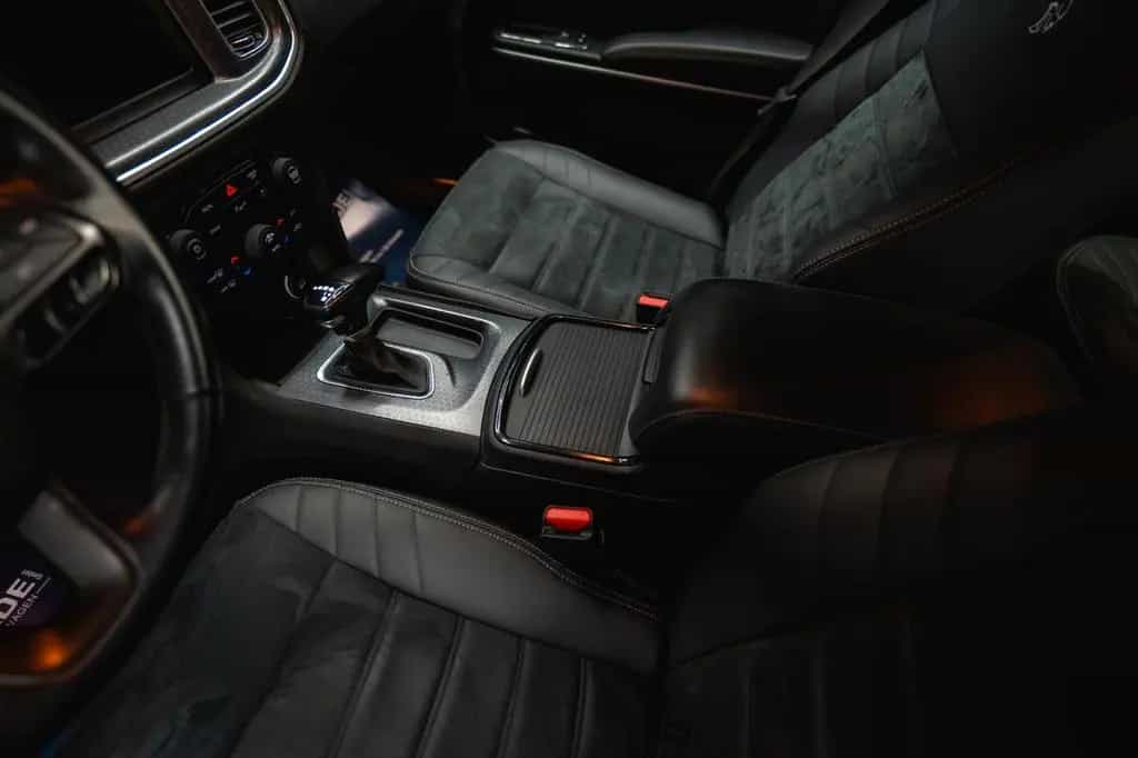 Dodge Charger 3.6 4x4 GT *Kamera*LED*TÜV+Service Neu* 03/2022-photo-39