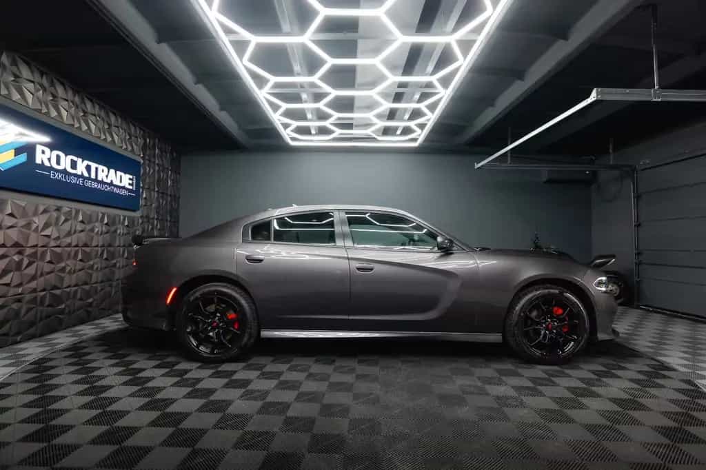 Dodge Charger 3.6 4x4 GT *Kamera*LED*TÜV+Service Neu* 03/2022-photo-9