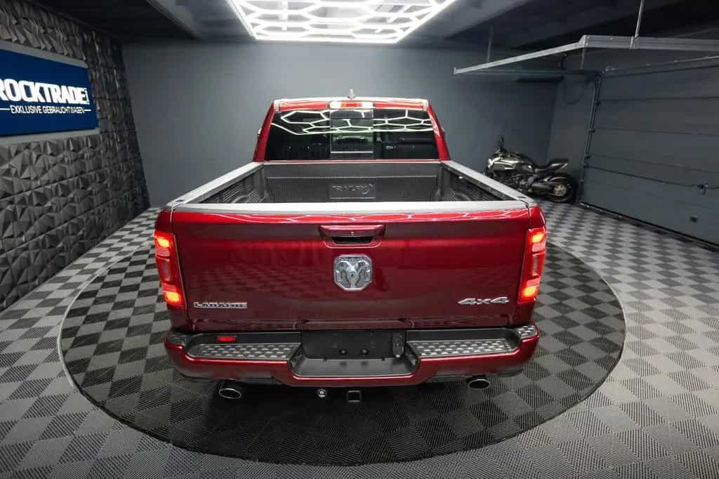 Dodge RAM 5.7 V8 HEMI 4x4 NIGHT-Edition LARAMIE Sport 07/2021-photo-12