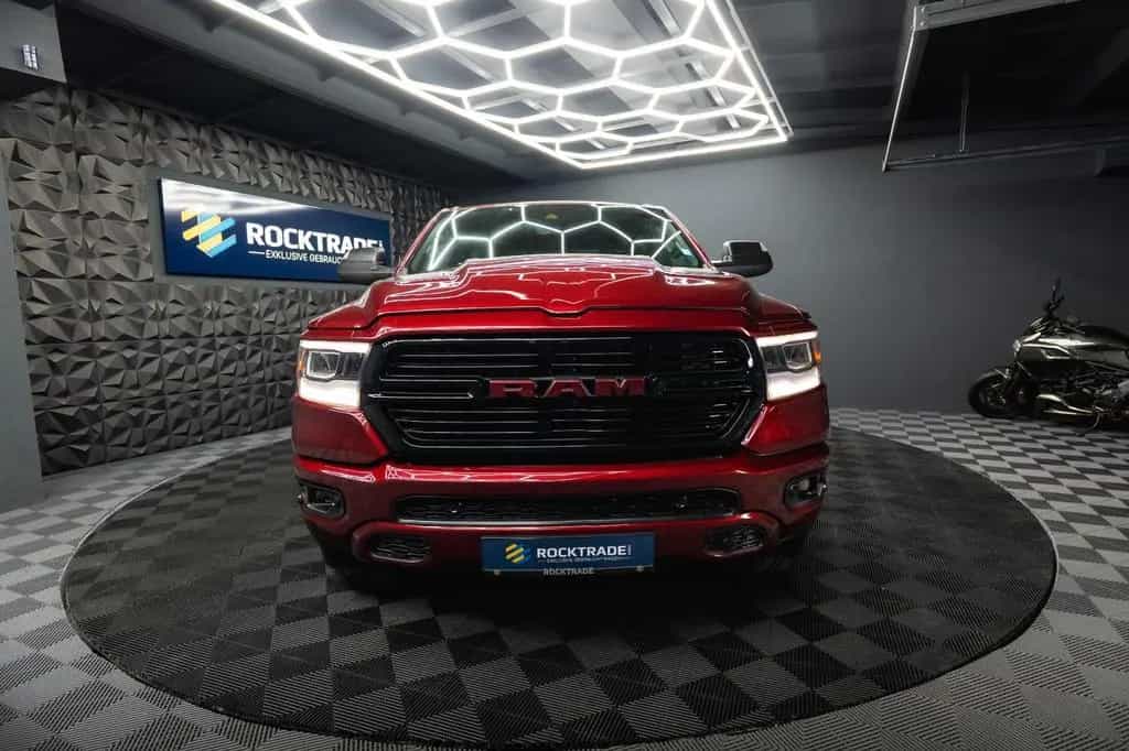 Dodge RAM 5.7 V8 HEMI 4x4 NIGHT-Edition LARAMIE Sport 07/2021-photo-2