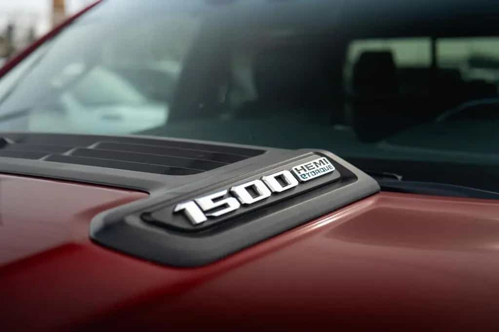 Dodge RAM 5.7 V8 HEMI 4x4 NIGHT-Edition LARAMIE Sport 07/2021-photo-20