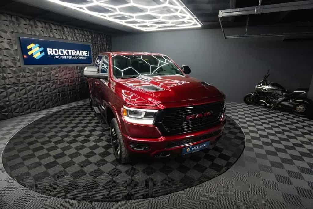 Dodge RAM 5.7 V8 HEMI 4x4 NIGHT-Edition LARAMIE Sport 07/2021-photo-5