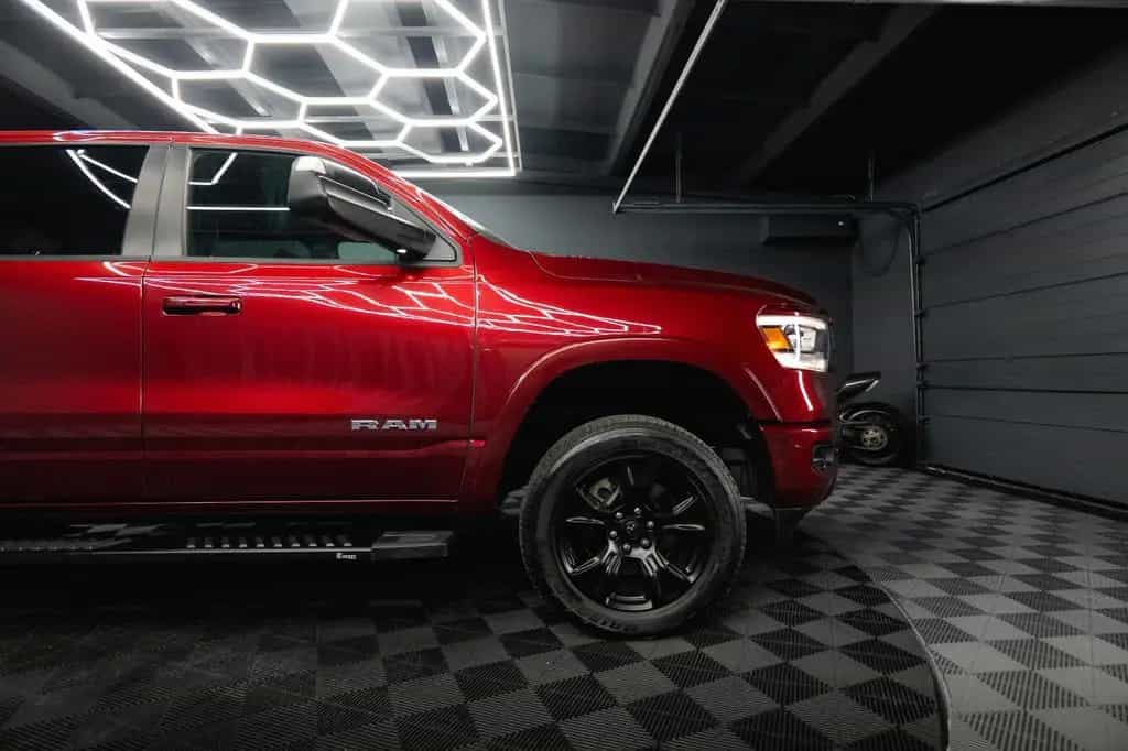 Dodge RAM 5.7 V8 HEMI 4x4 NIGHT-Edition LARAMIE Sport 07/2021-photo-9