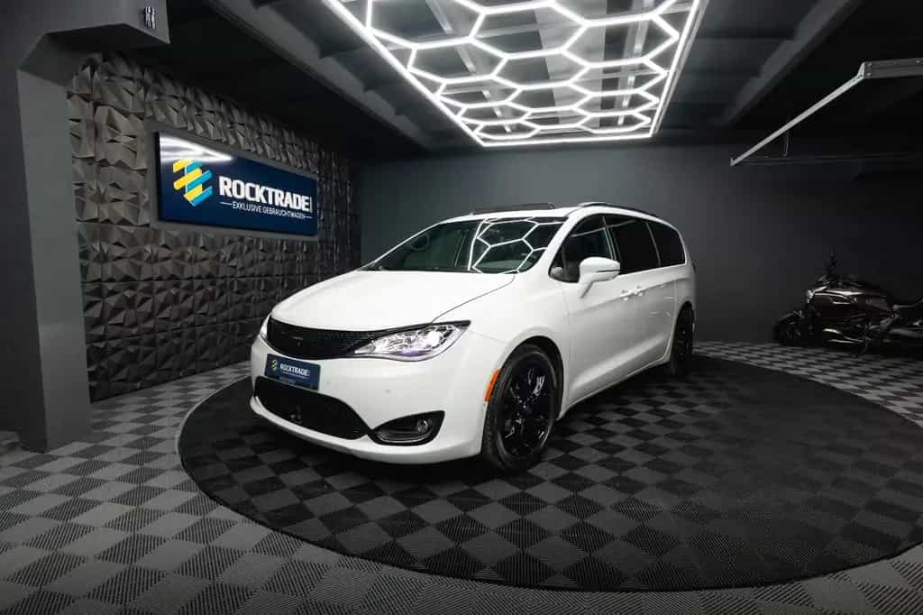 Chrysler Pacifica 3.6 V6 LIMITED Night *Pano*CarPlay*ACC 07/2019-photo-0