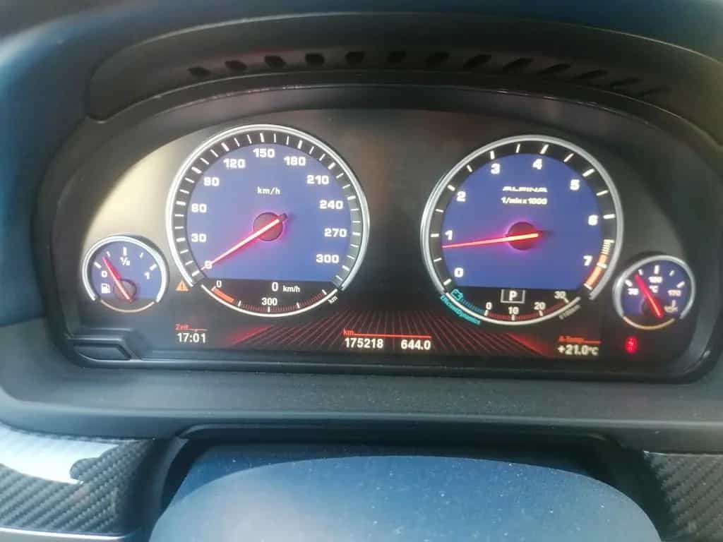 ALPINA B5 4,4 Biturbo 03/2011-photo-13