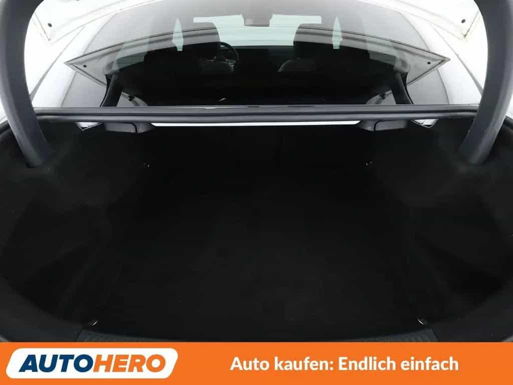 Mercedes-Benz A-Class Limousine A 250 AMG Line Aut.*CAM*ACC* 08/2019-photo-17