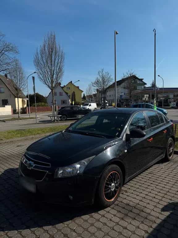 Chevrolet Cruze Schrägheck Limousine 03/2012-photo-2