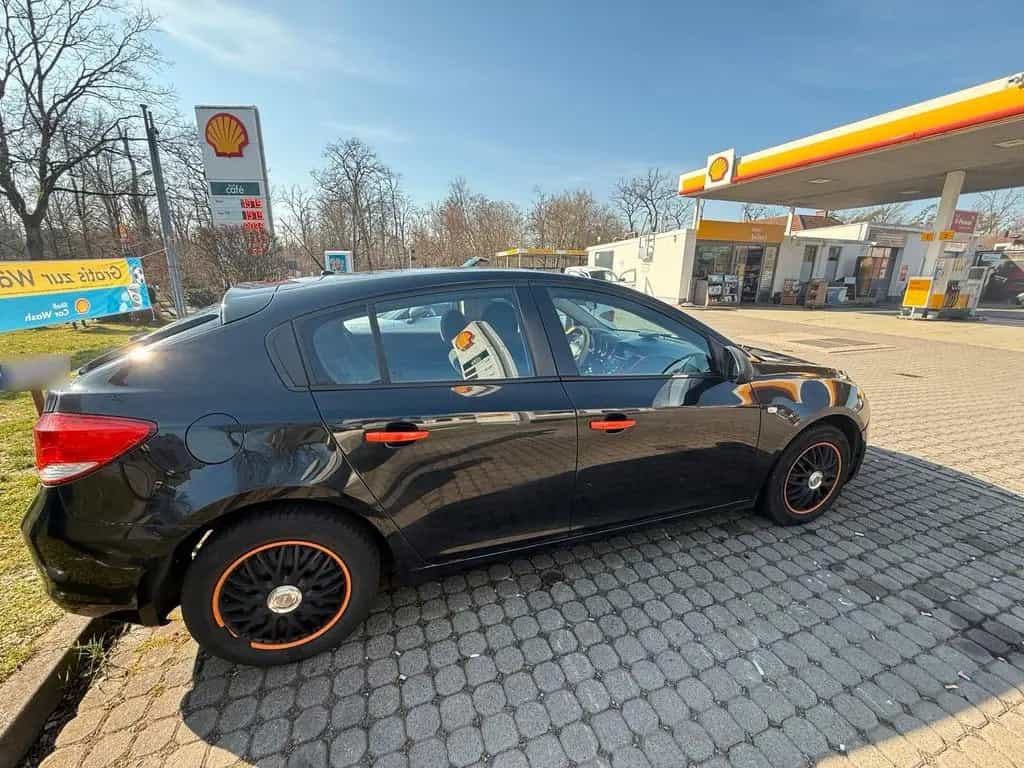 Chevrolet Cruze Schrägheck Limousine 03/2012-photo-6