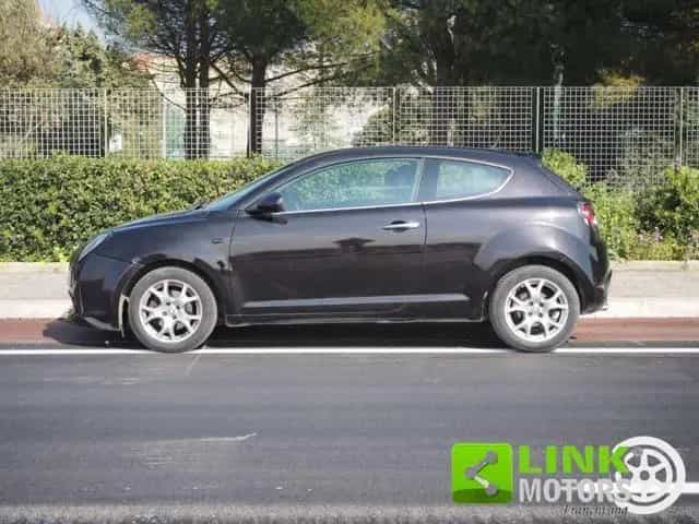 Alfa Romeo MiTo ROMEO MiTo 1.6 JTDm-2 S&S Distinctive 04/2012-photo-2
