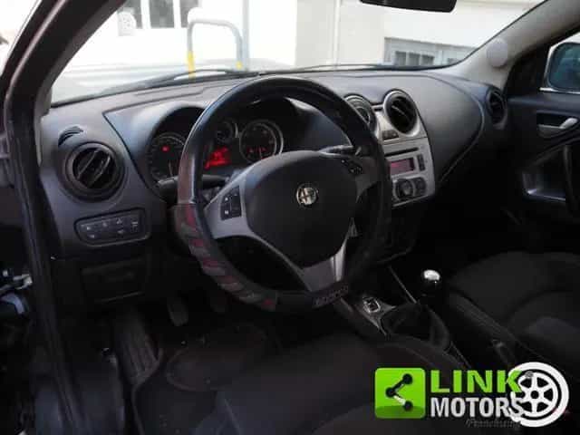 Alfa Romeo MiTo ROMEO MiTo 1.6 JTDm-2 S&S Distinctive 04/2012-photo-3