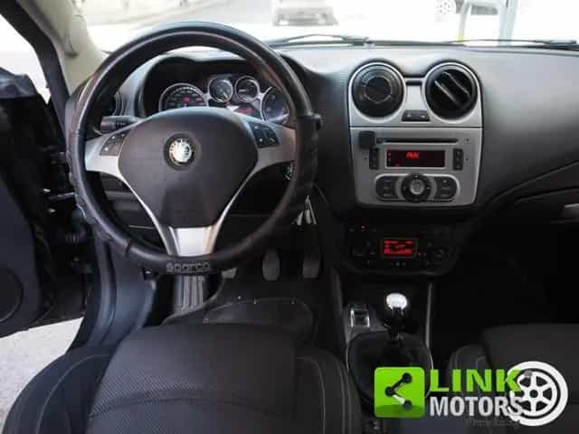 Alfa Romeo MiTo ROMEO MiTo 1.6 JTDm-2 S&S Distinctive 04/2012-photo-9