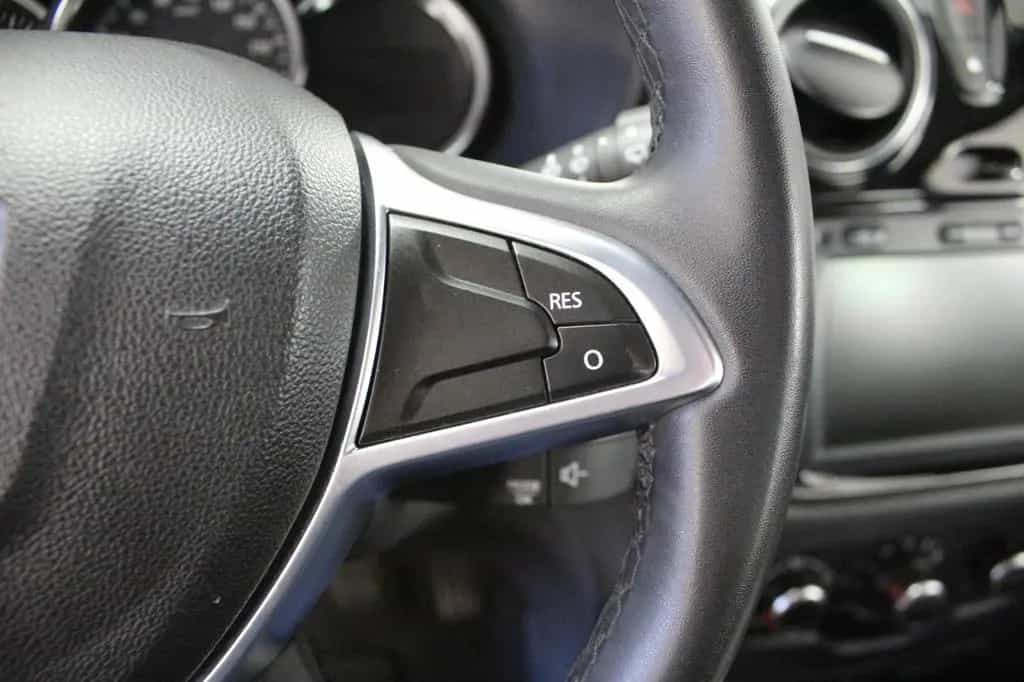 Dacia Dokker SCe 100 Stepway *Navi*Klima*Kamera* 09/2019-photo-26