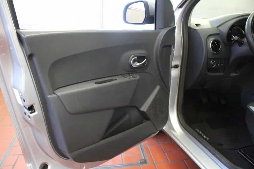 Dacia Dokker SCe 100 Stepway *Navi*Klima*Kamera* 09/2019-photo-37