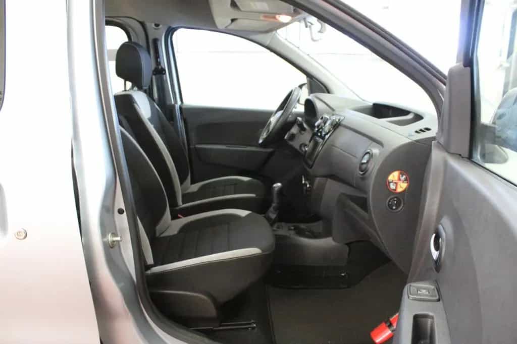 Dacia Dokker SCe 100 Stepway *Navi*Klima*Kamera* 09/2019-photo-8