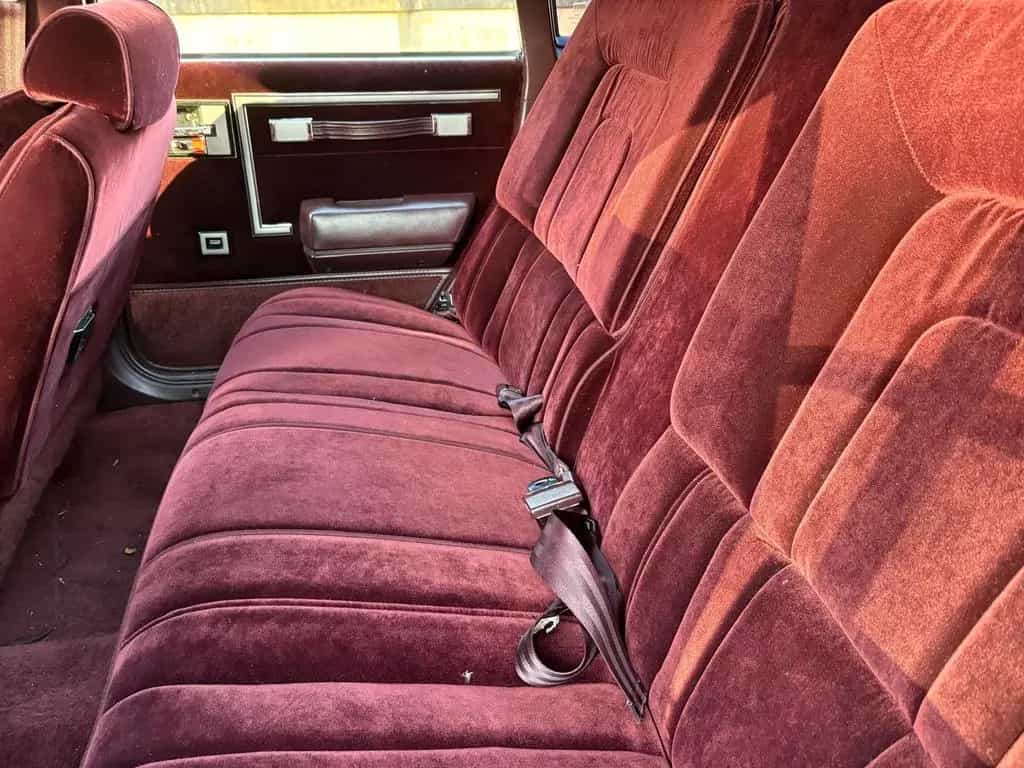 Buick Century 12/1988-photo-6