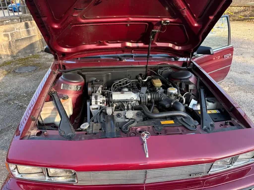 Buick Century 12/1988-photo-8
