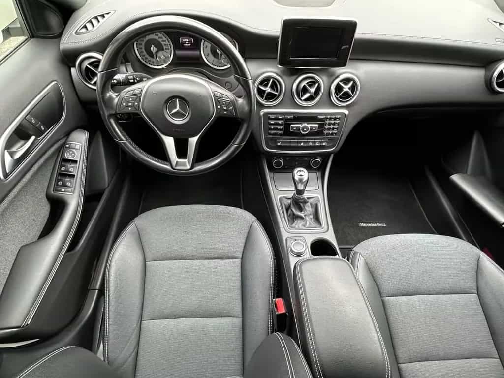 Mercedes-Benz A 180 BlueEfficiency 2Style Sitzheizung/RFK/2.Ha 05/2015-photo-13