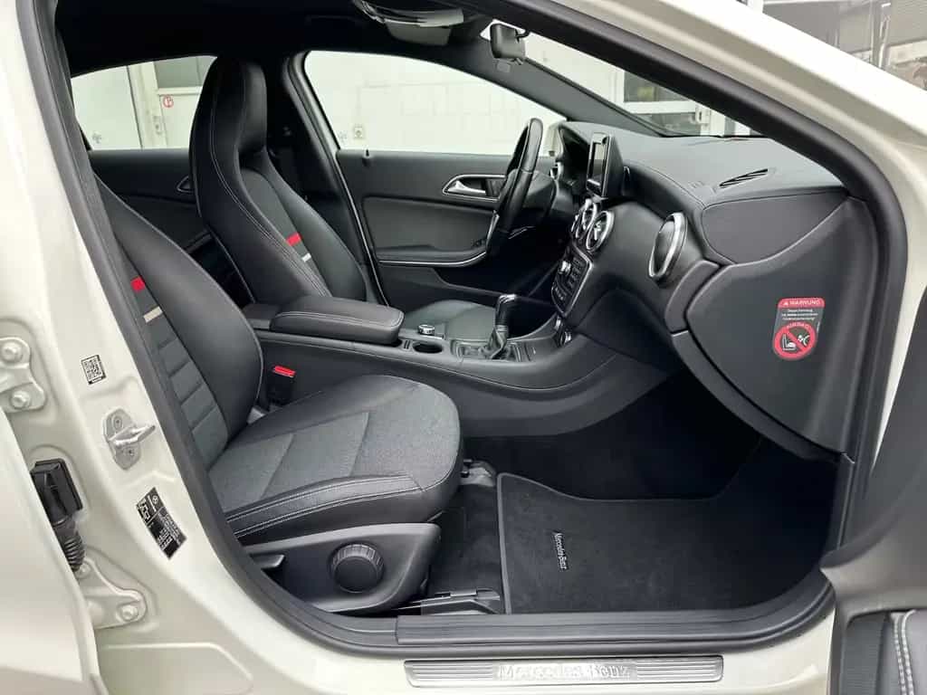 Mercedes-Benz A 180 BlueEfficiency 2Style Sitzheizung/RFK/2.Ha 05/2015-photo-8