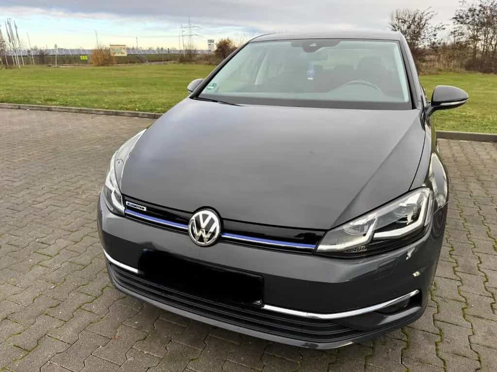 Volkswagen Golf 1.5 TSI ACT OPF 96kW Style Style 01/2020-photo-1