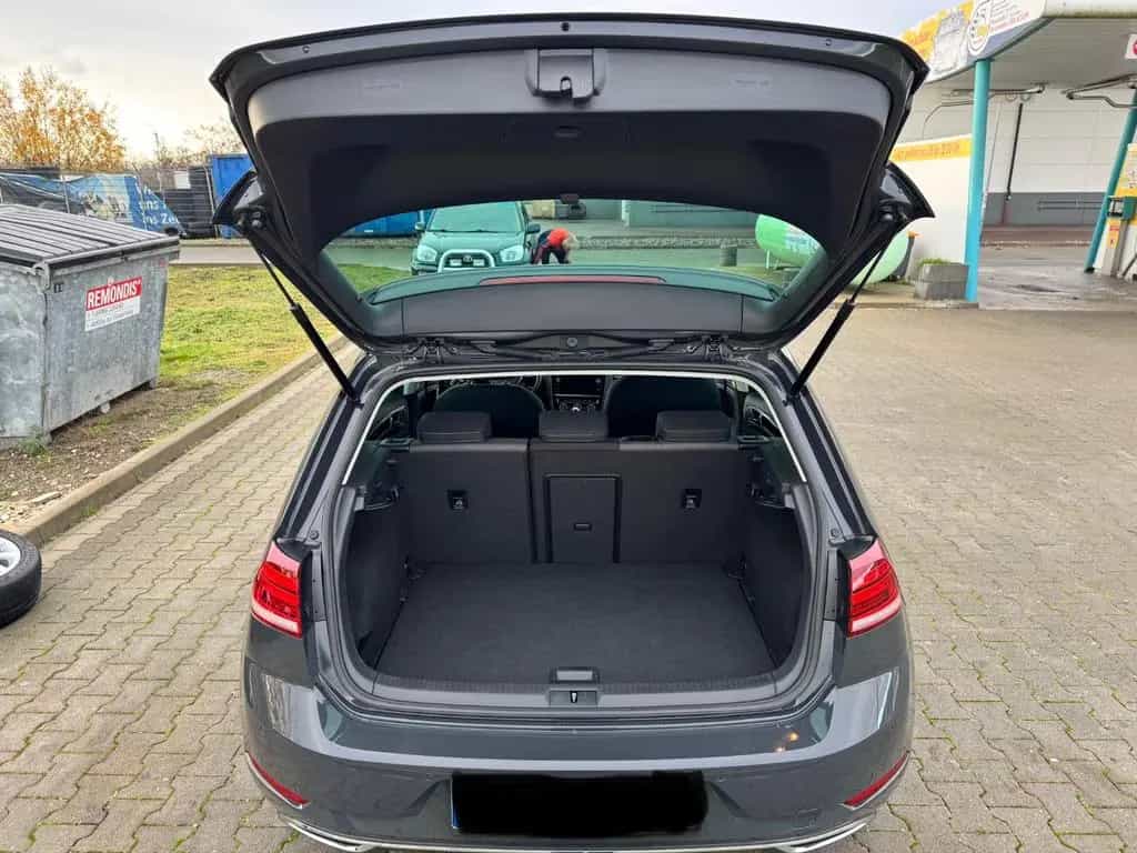 Volkswagen Golf 1.5 TSI ACT OPF 96kW Style Style 01/2020-photo-3