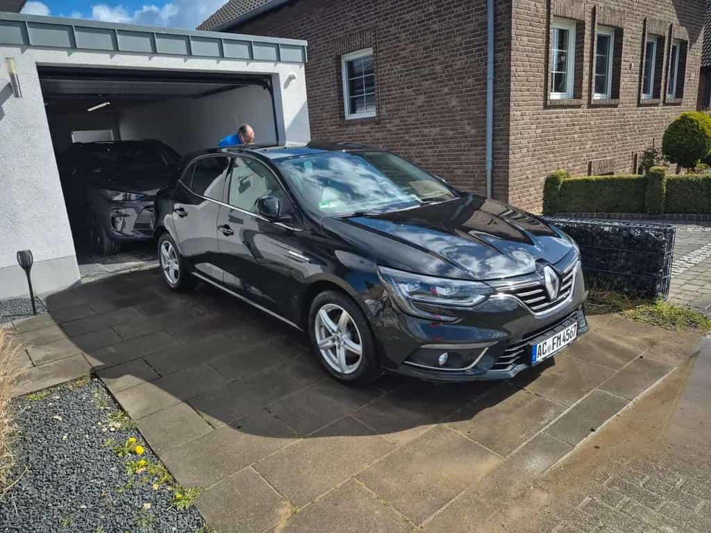 Renault Megane ENERGY TCe 130 Bose Edition Bose Edition 12/2017-photo-0