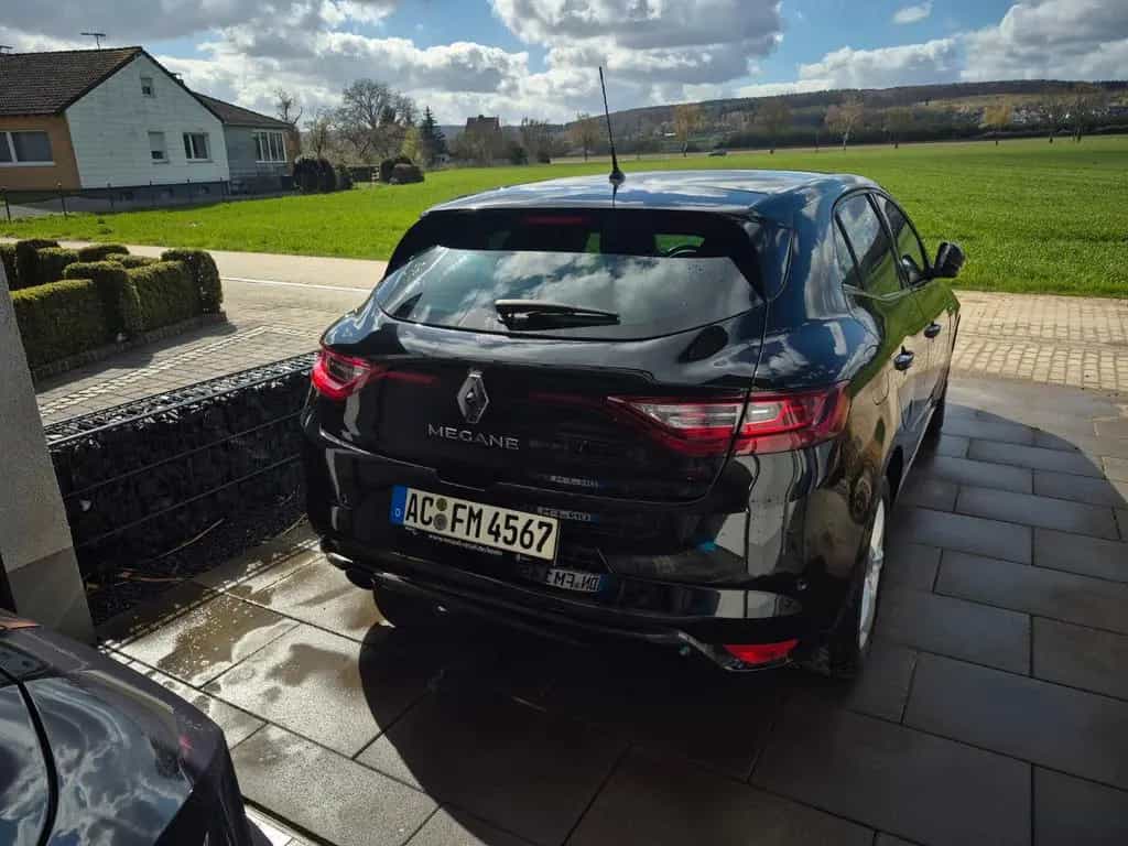 Renault Megane ENERGY TCe 130 Bose Edition Bose Edition 12/2017-photo-12